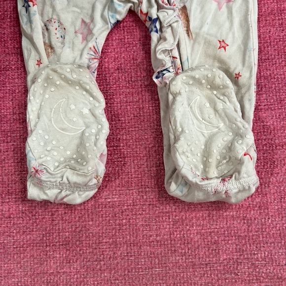 Little Pajama Co. Ice Cream Cone and Stars Print. SZ 6-9m - Picture 3 of 5